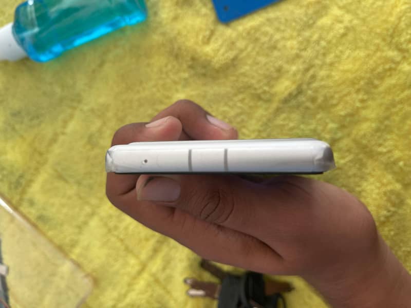 Google Pixel 7a 3