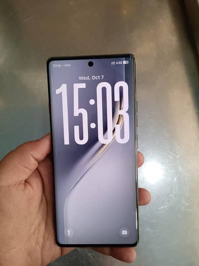 Tecno CAMON 40 Pro