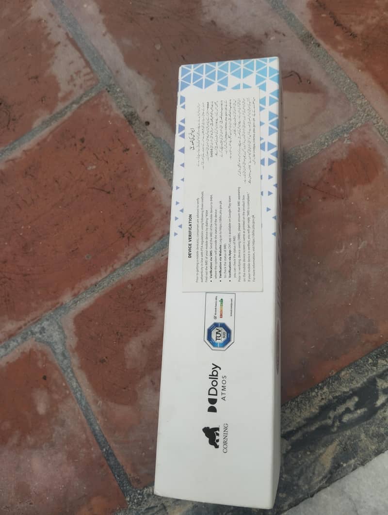 Tecno CAMON 40 Pro 7