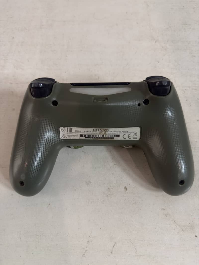 2× PS4 Copy Controllers – Good Condition 3