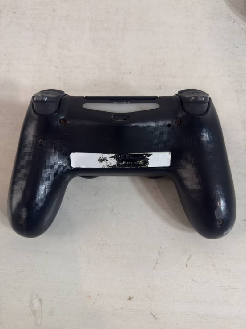 2× PS4 Copy Controllers – Good Condition 5