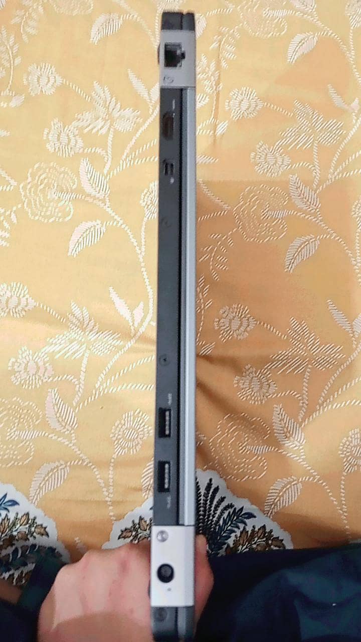 Dell latitude E7270 7