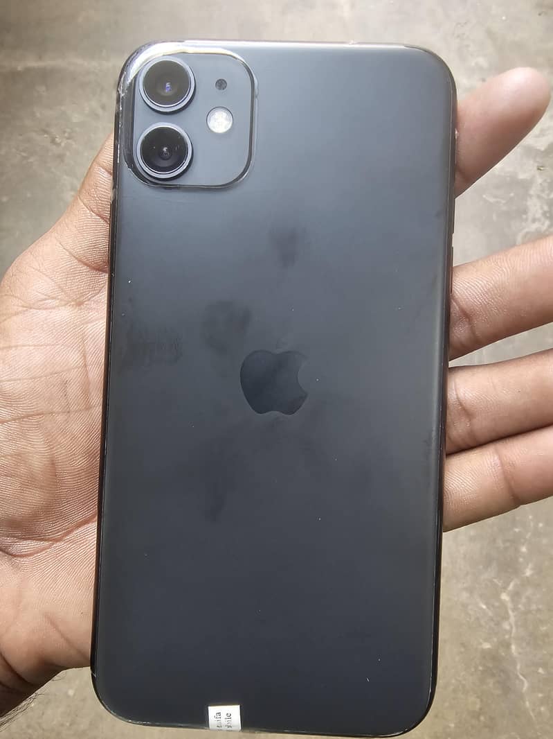 Apple iPhone 11 3