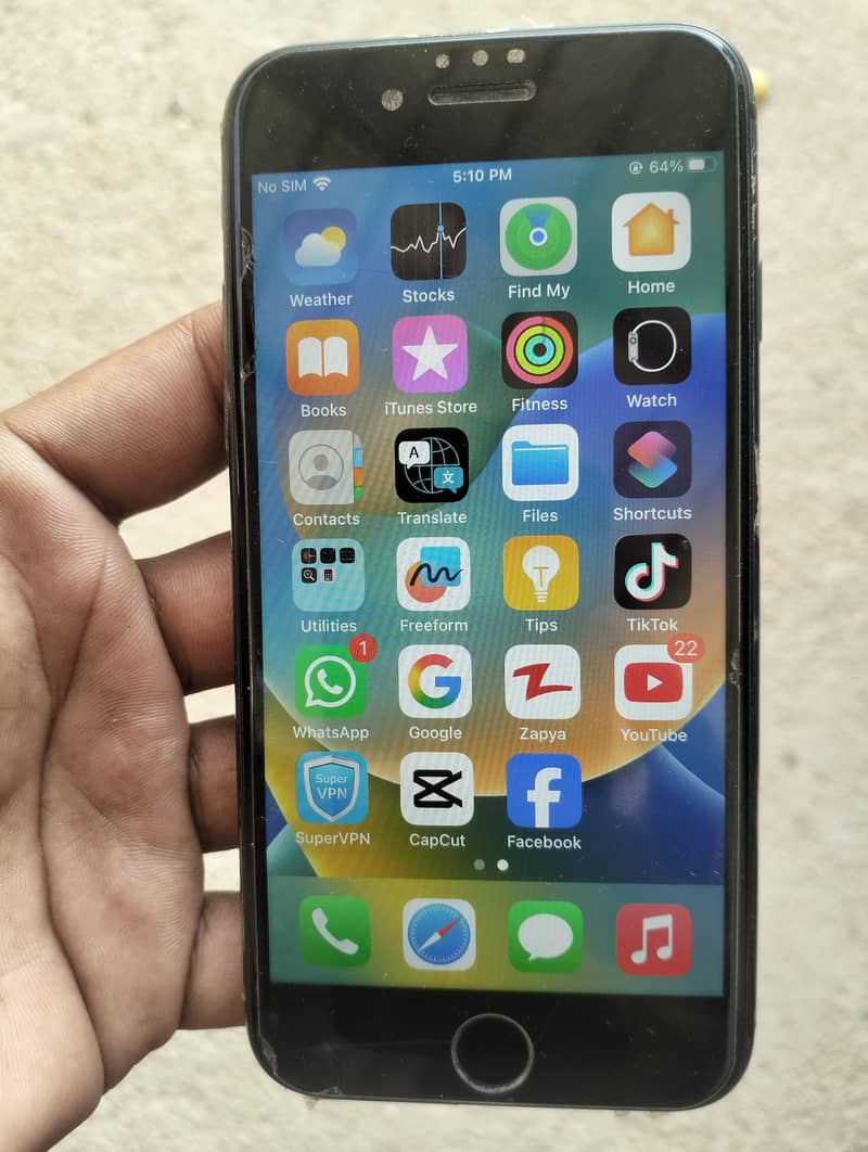 Apple iPhone 8 1
