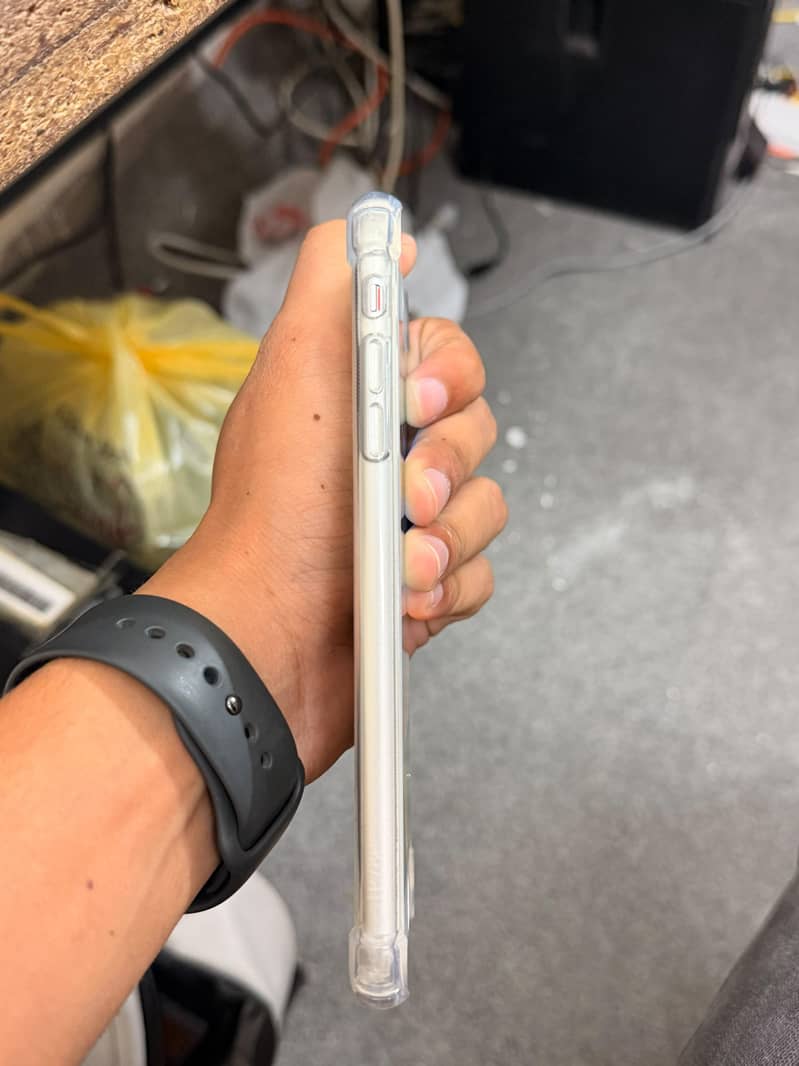 Apple iPhone 8 Plus 1