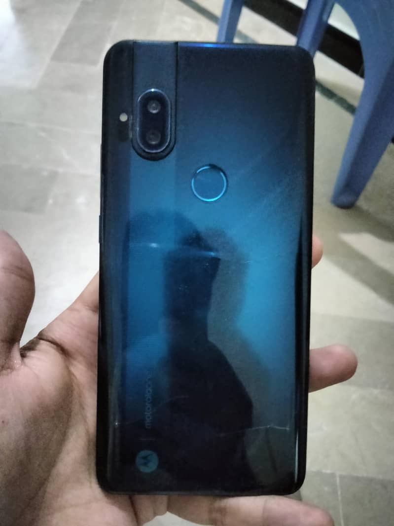 Motorola One Hyper 5