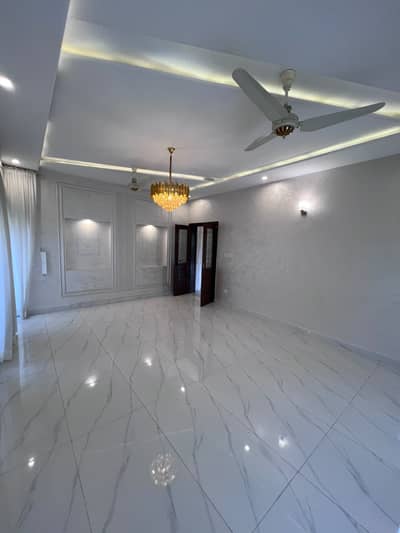 DHA Lahore 16kW Solar House for Rent | AC Curtains | Asking 4.85 Lac