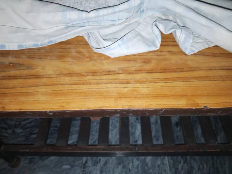 table/ wood table 0