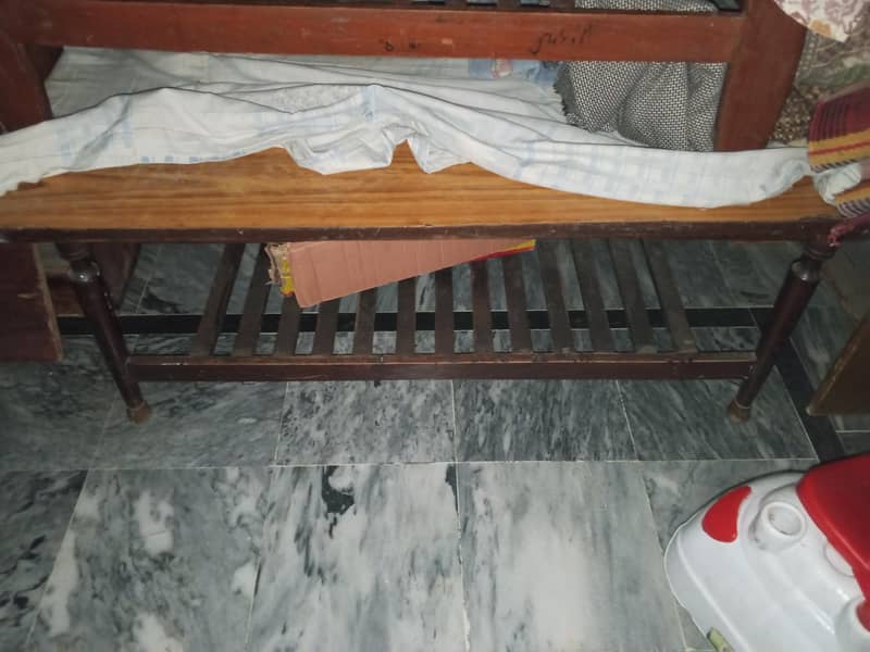 table/ wood table 3
