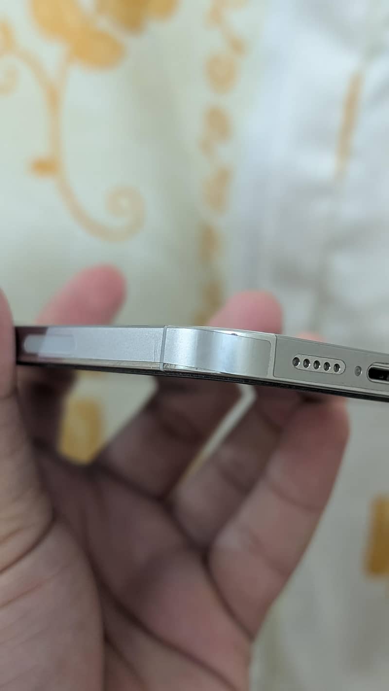 Apple iPhone 13 Pro 7