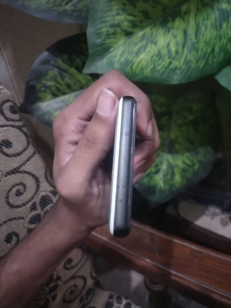 Google Pixel 6a 1