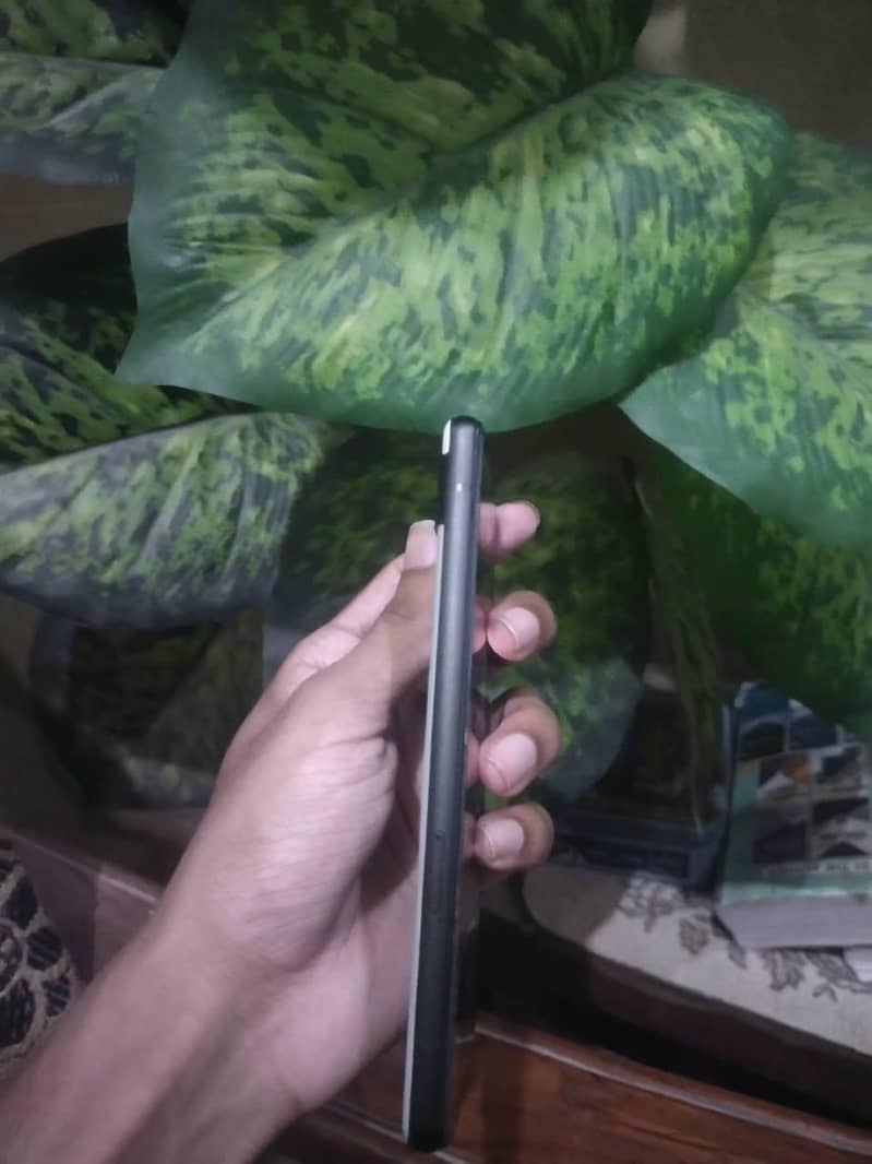 Google Pixel 6a 4