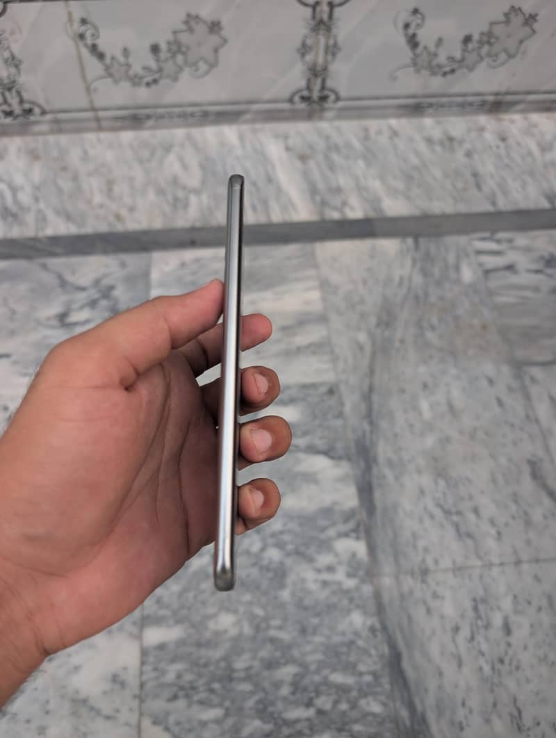 Tecno Spark 40 pro Plus 3