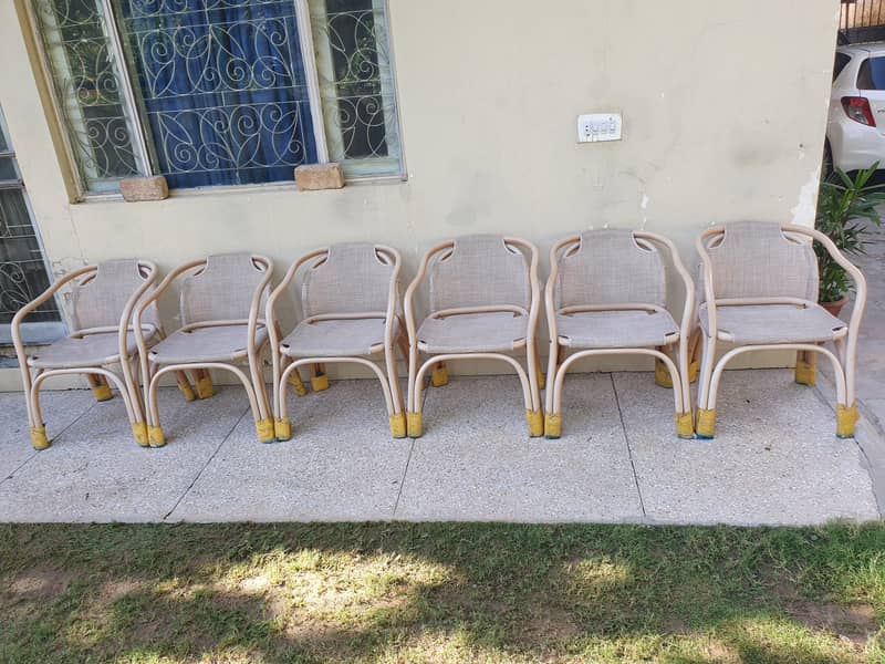 6 Chairs And Table 1