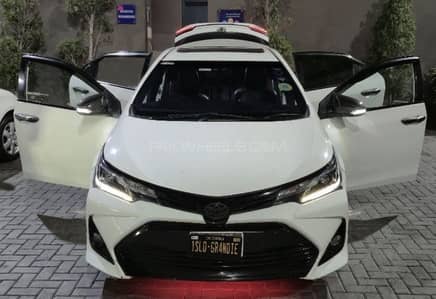 Toyota Altis Grande 2019