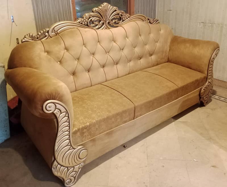 KING STYLE SOFA SET 0