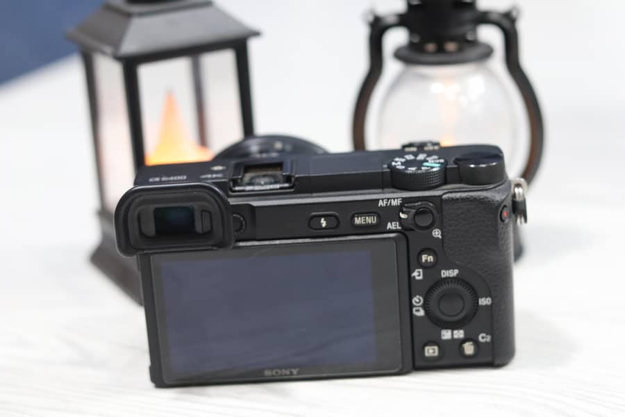 Sony Alpha A6400 1