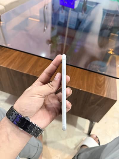 iPhone 8 urgent sale
