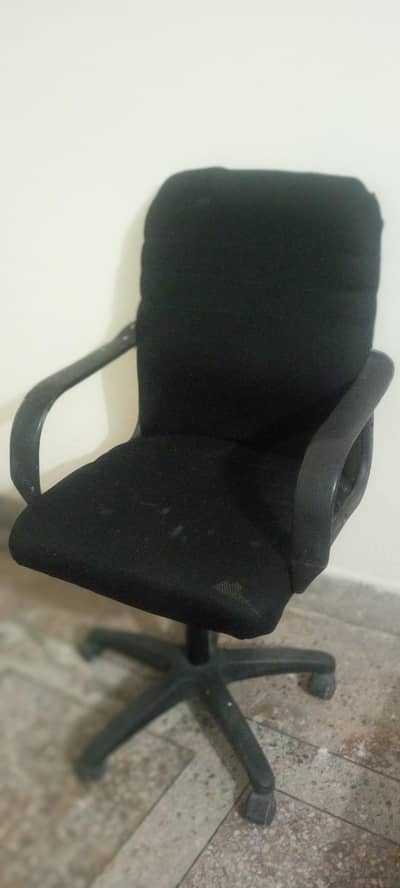 HYDROLIC CHAIR FOR SALE