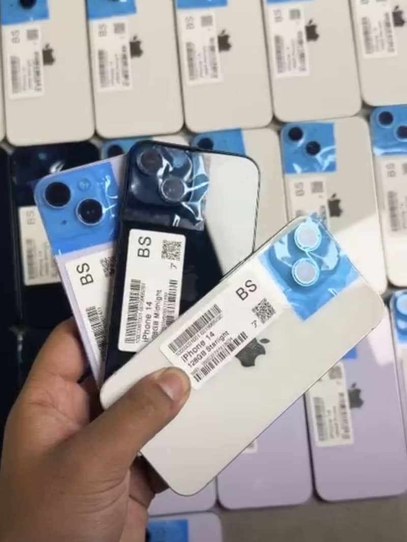 Apple iPhone 14 2