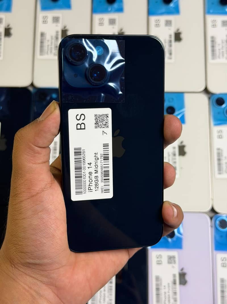 Apple iPhone 14 4