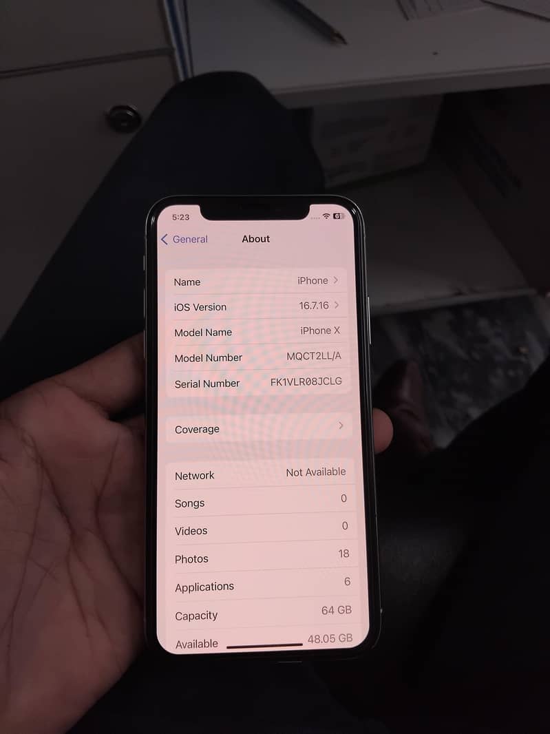 Apple iPhone X 4