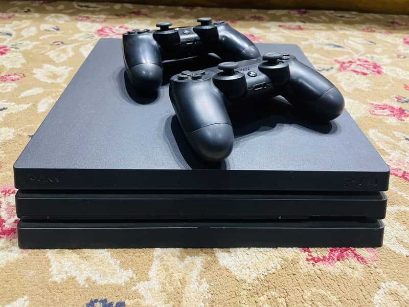 PS 4 PRO 2