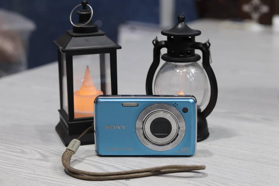 Sony DSC=W220 0