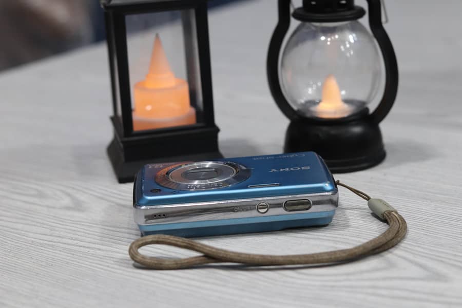Sony DSC=W220 2
