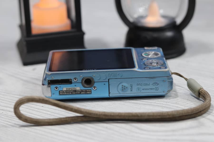 Sony DSC=W220 4