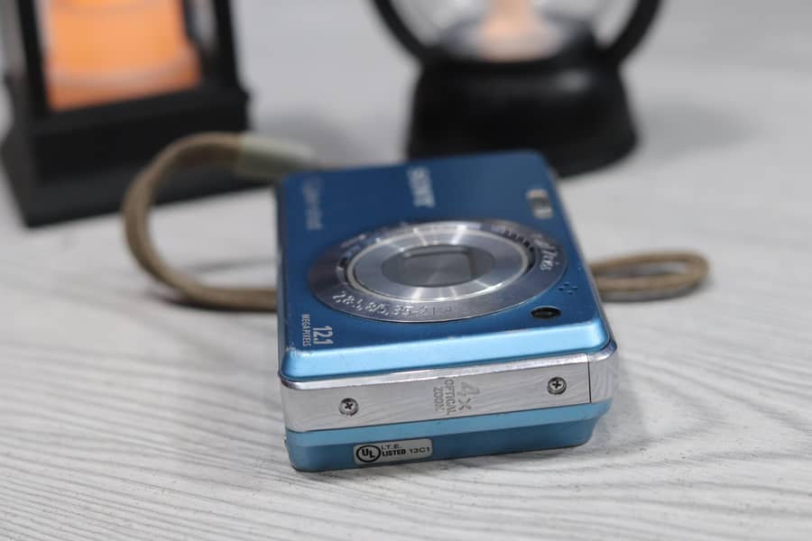 Sony DSC=W220 6