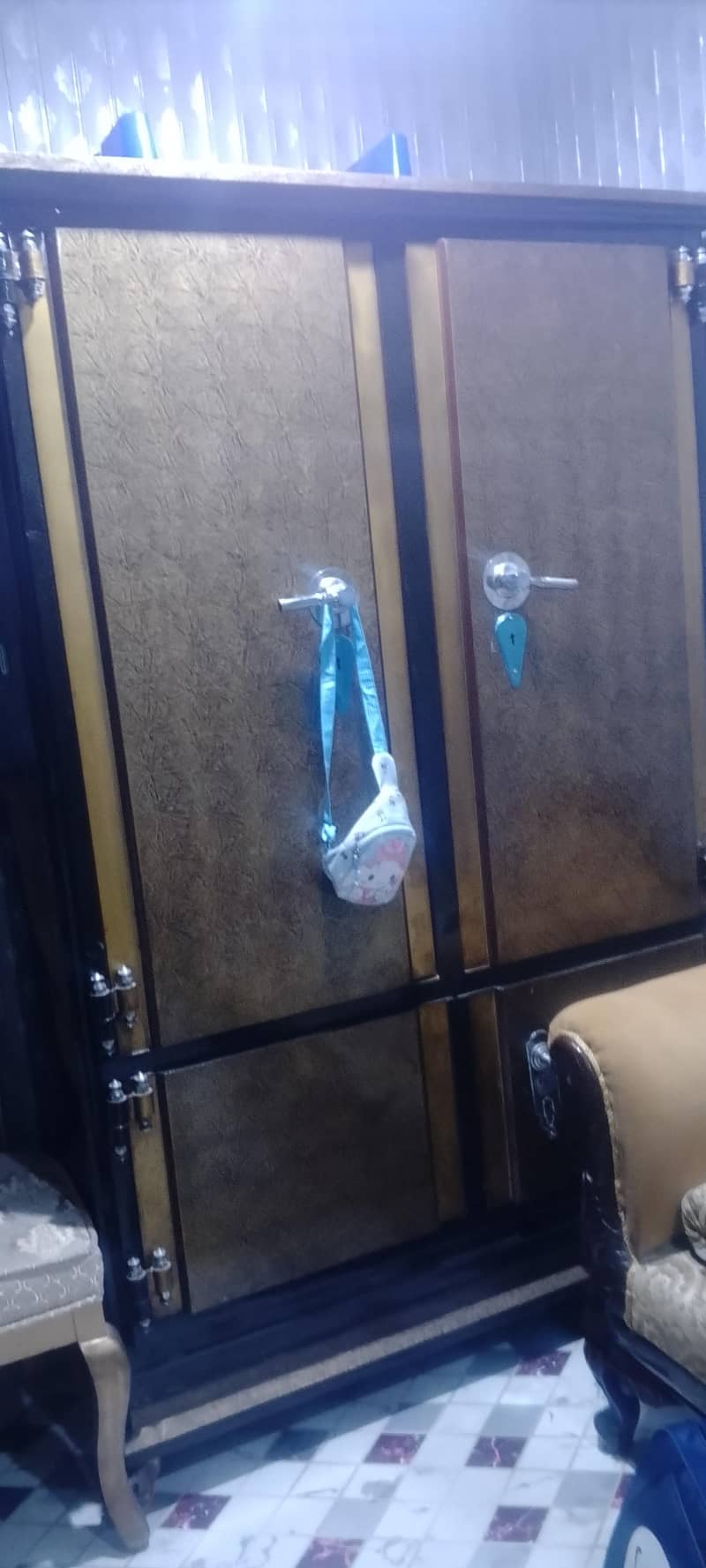 wardrobe 2