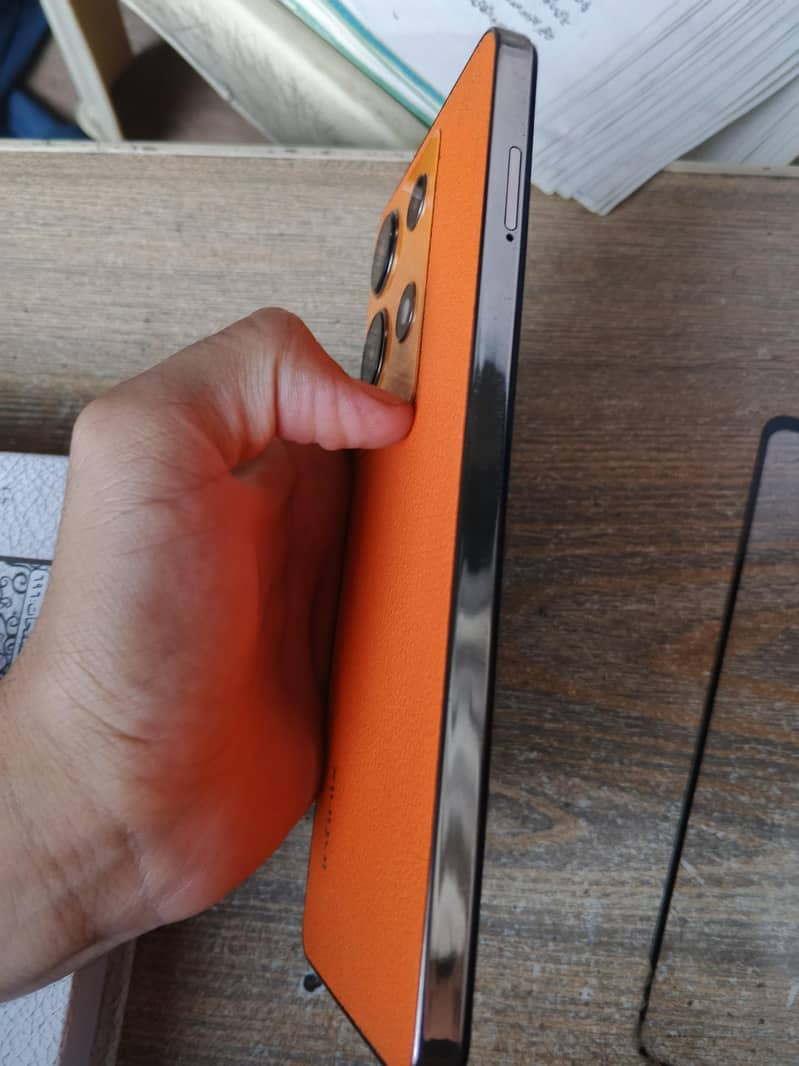 Infinix note 30.8/256 3