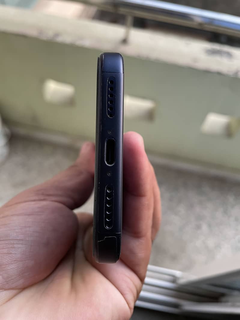 Apple iPhone 17 Pro Max 3