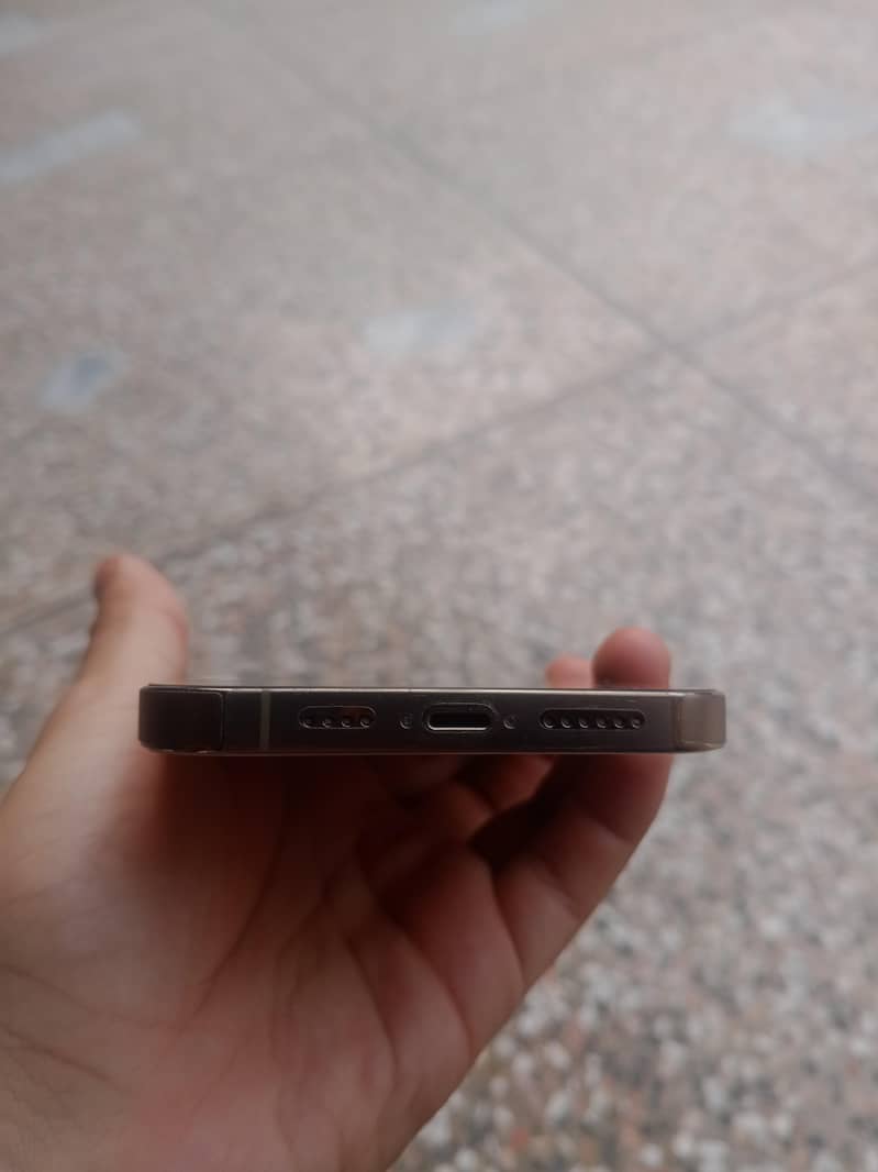 Apple iPhone 14 Pro Max 2