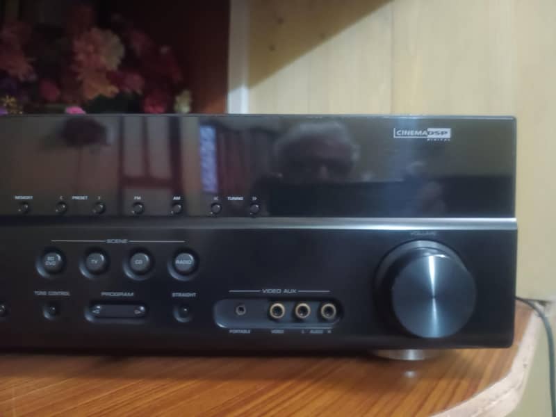 YAMAHA AMPLIFIER 1