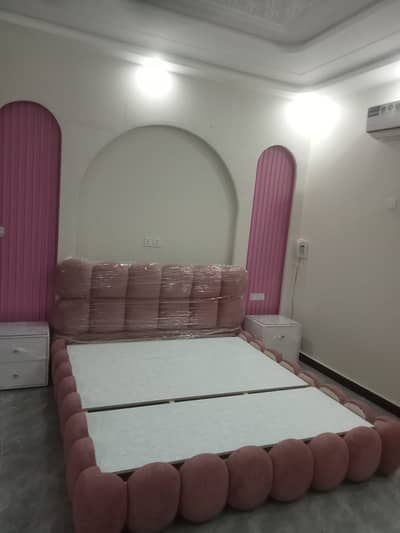 BED /SET /LUXURY BED /SET / WE DEALL ALL TYPES OF FURNITURE