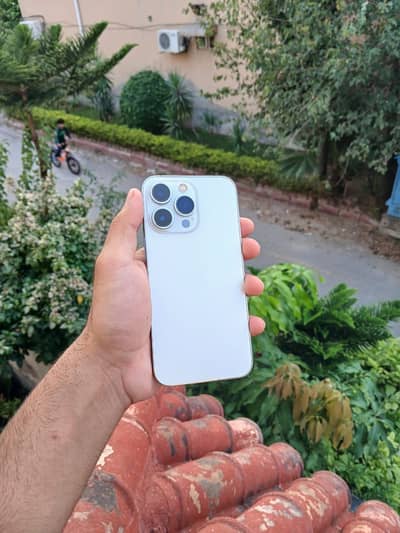 Apple iPhone 13 Pro