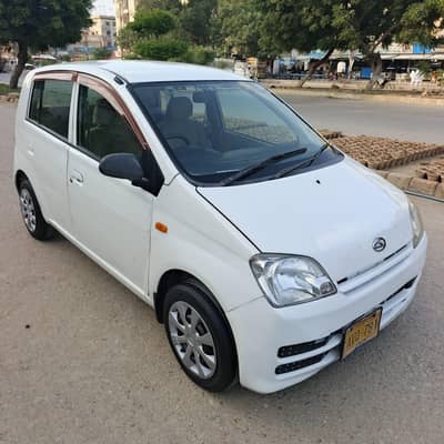 Daihatsu Mira 2006