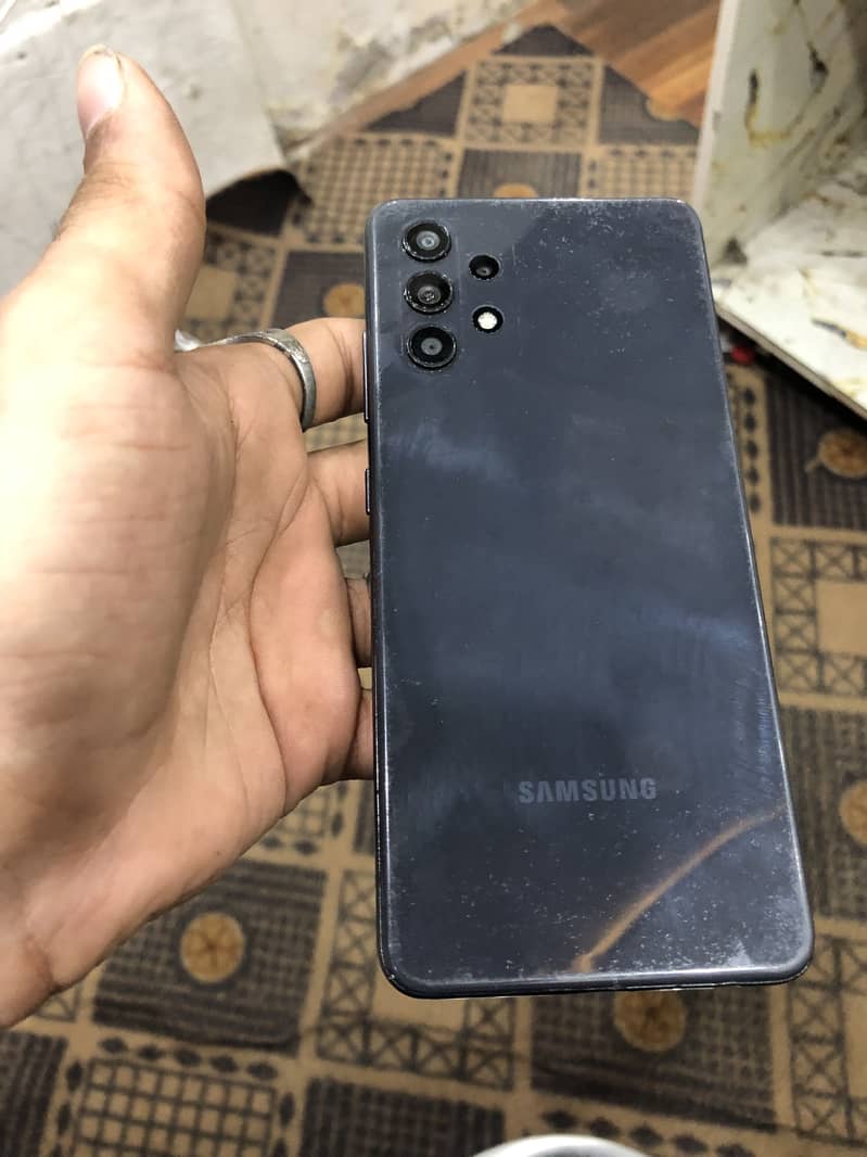 Samsung Mobile A32 1