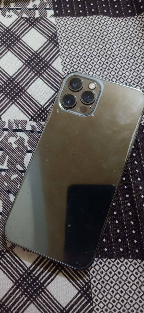 Apple iPhone 12 Pro 3