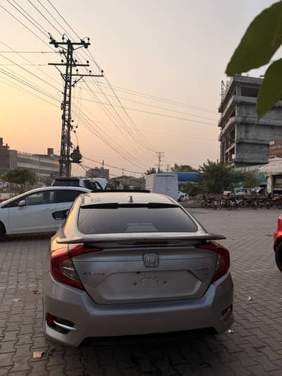 Honda Civic Oriel 2018
