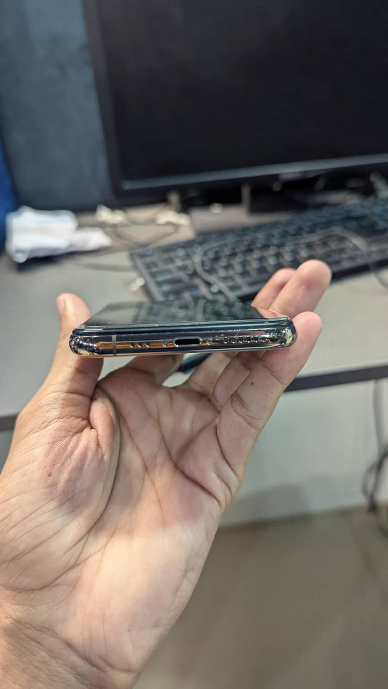 Apple iPhone XS 2