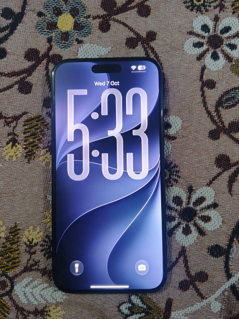 Apple iPhone 15 plus 2