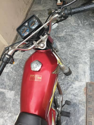 Honda 125 2021 Honda 125 Red