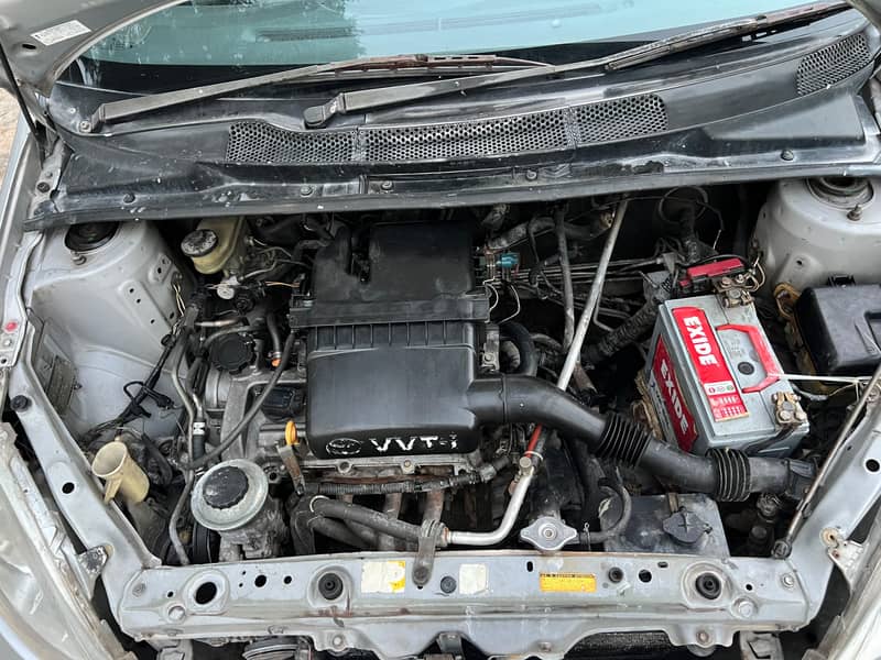 Toyota Vitz 9