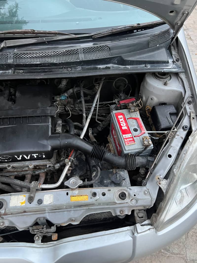 Toyota Vitz 11