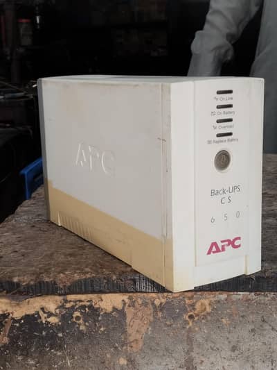 APC Online UPS 650 Watt-Perfect Condition, Urgent Sale!
