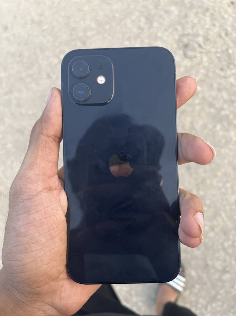 Apple iPhone 12 2