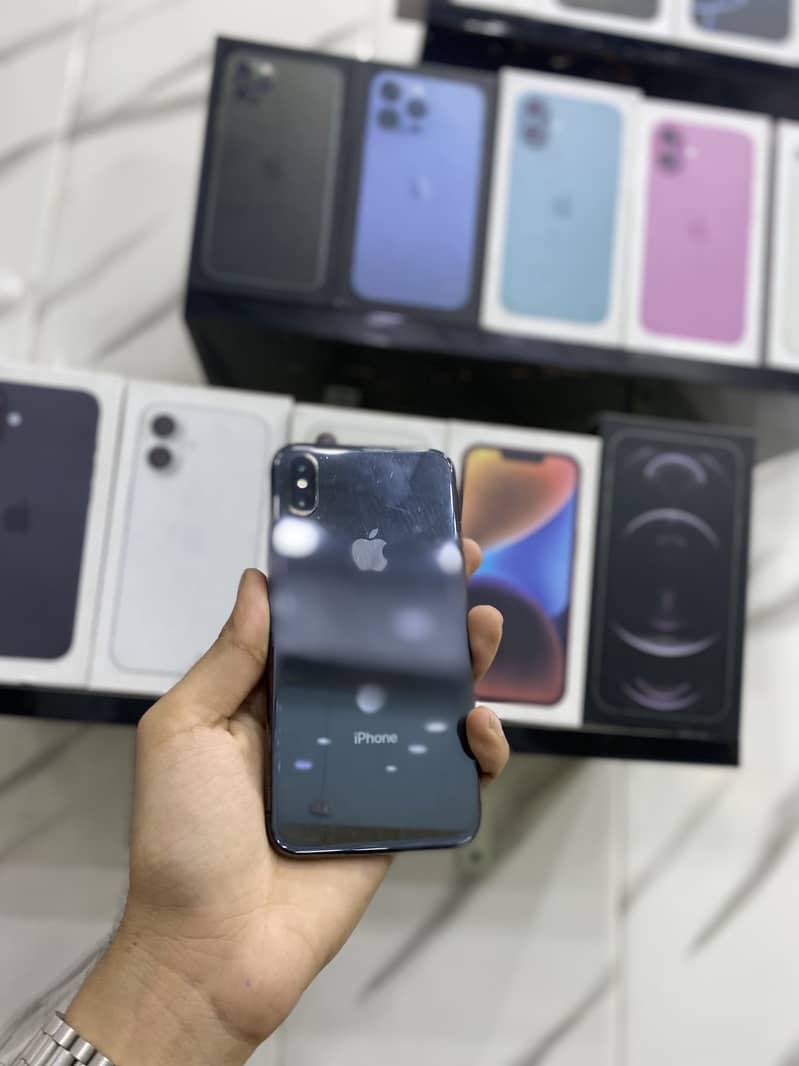 Apple iPhone X 0